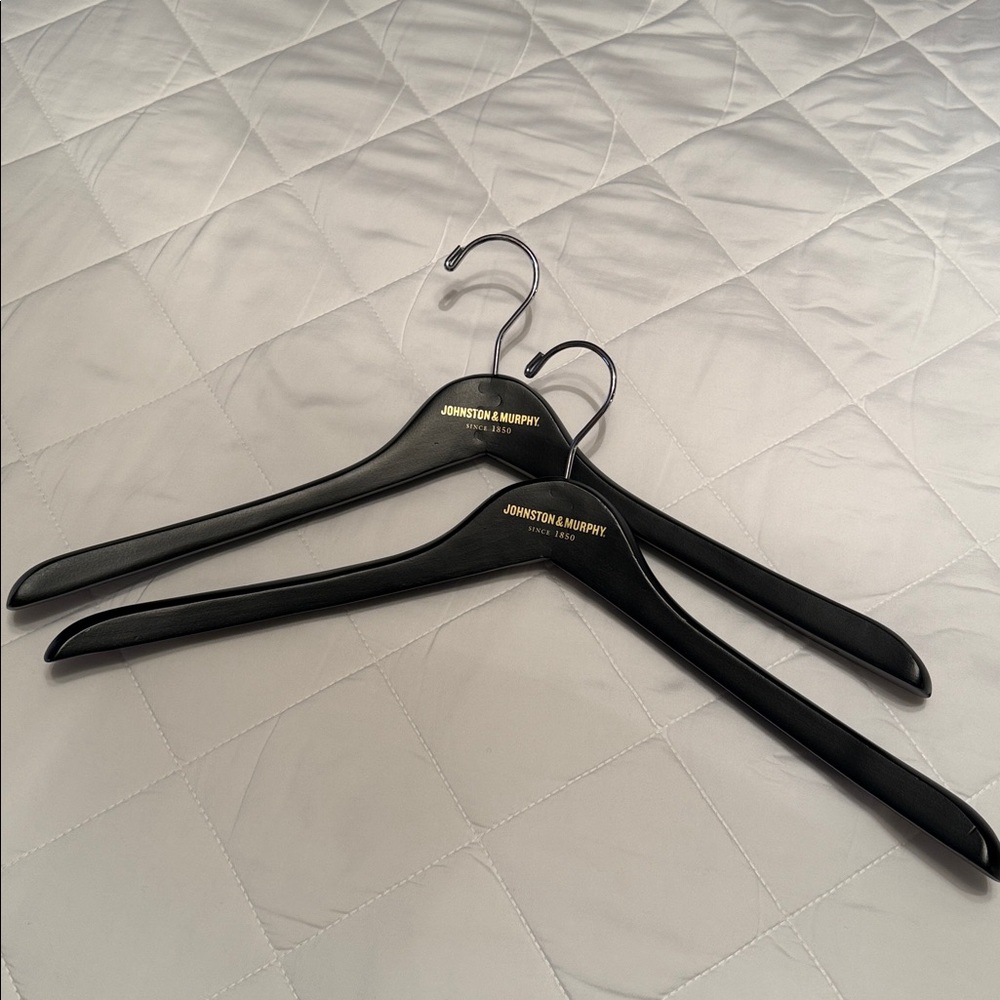 (2) Johnston & Murphy Solid Wood Hangers for Suits, Jackets & Vests - Black